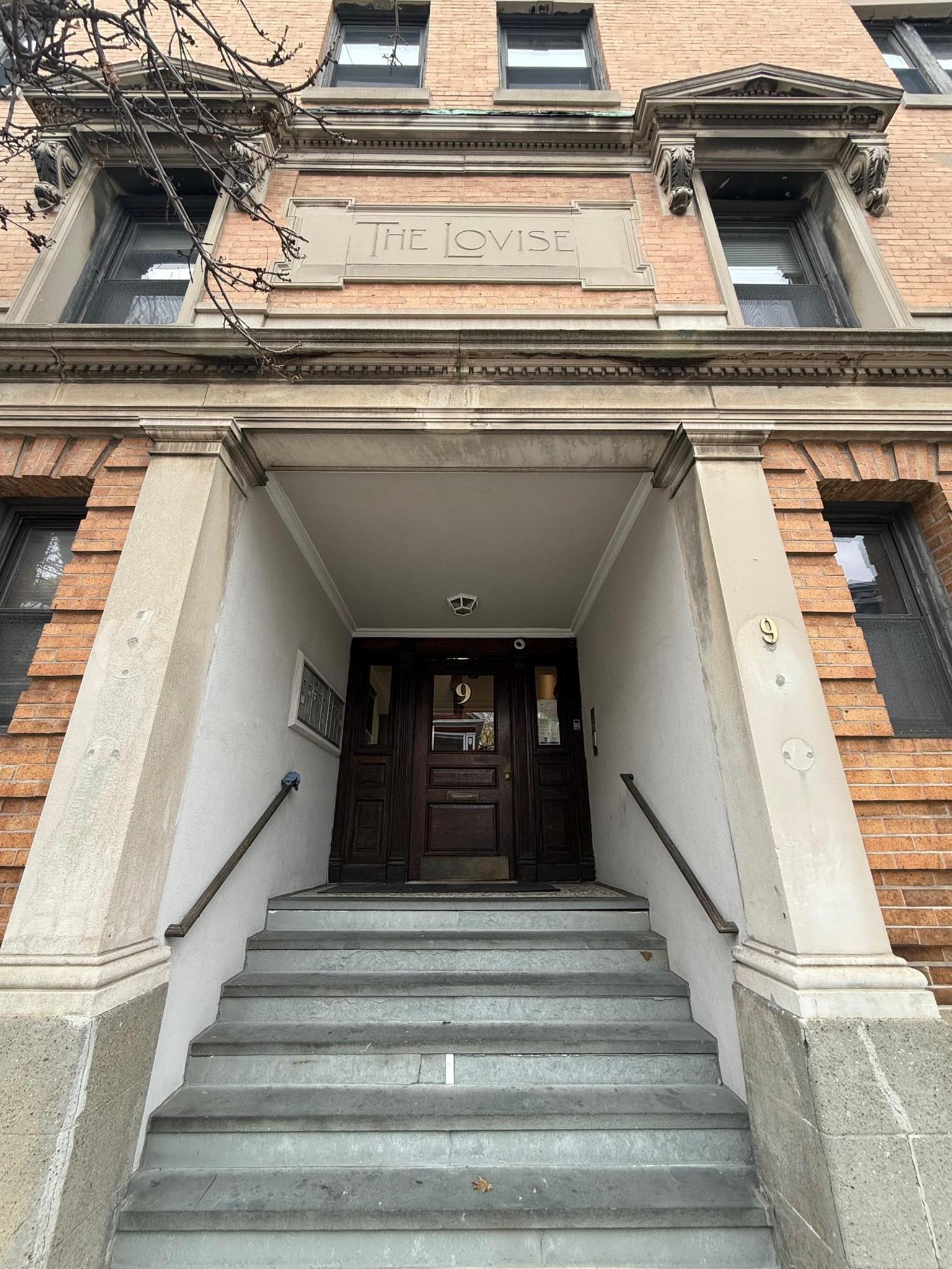 9 Upland Rd, Neighborhood Nine