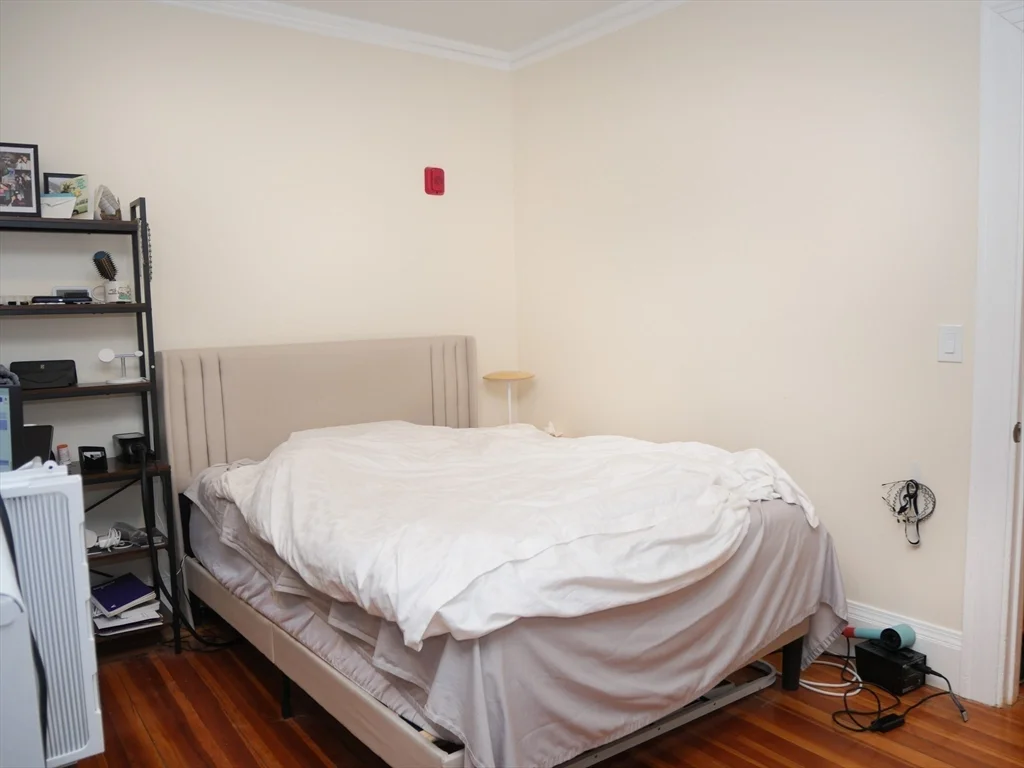 10 Beals, Coolidge Corner