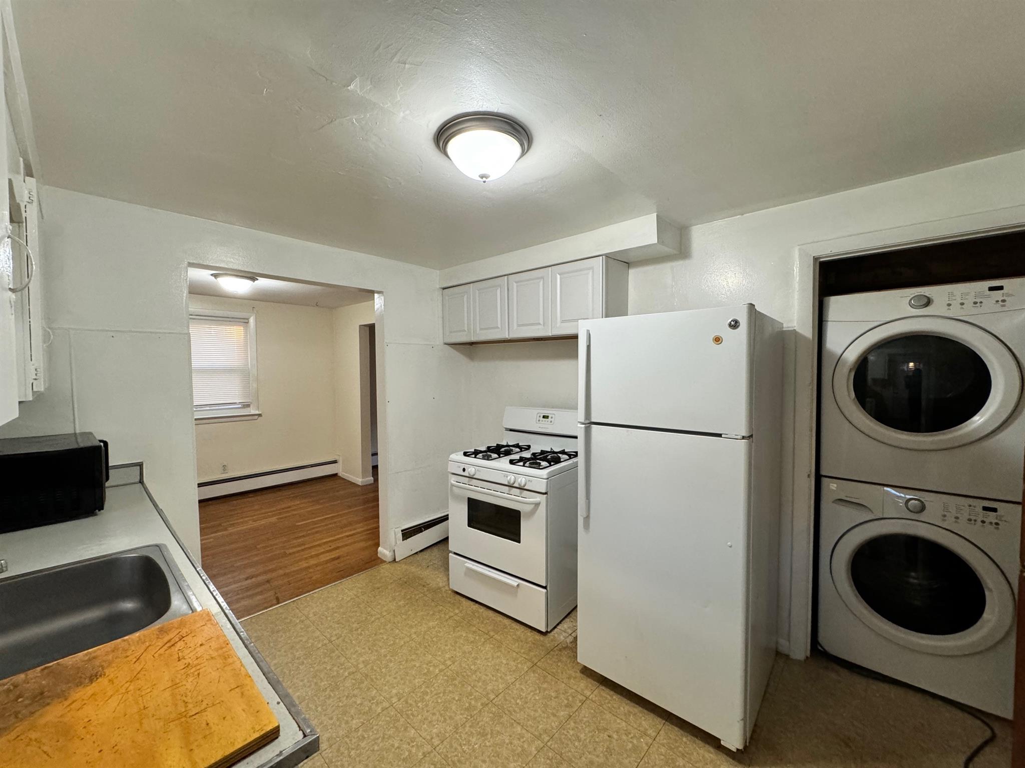 92 North St, West Somerville