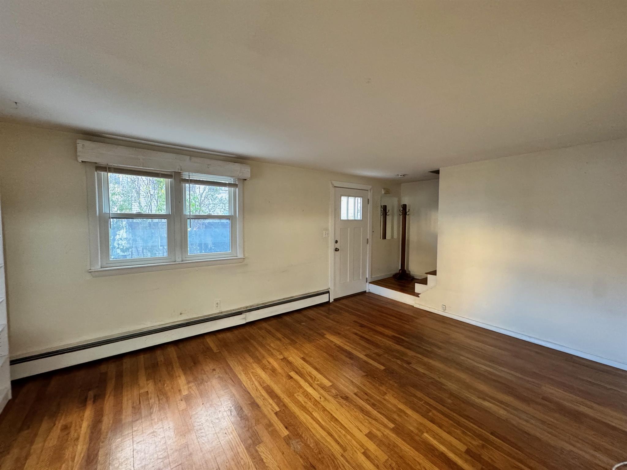 92 North St, West Somerville