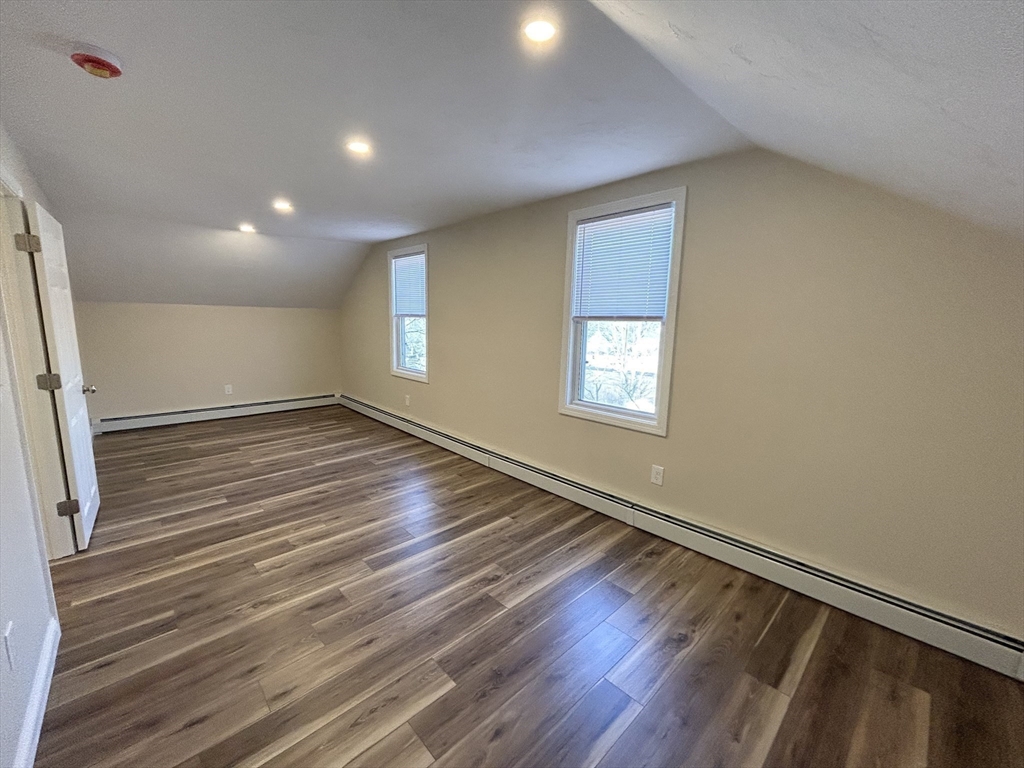 182 Smith St, North Attleboro