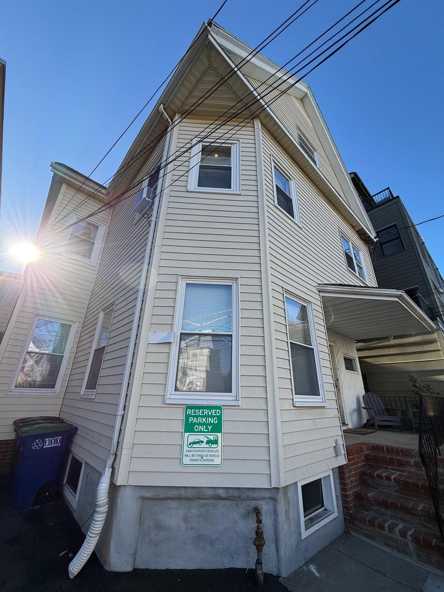 16 Winter St, Davis Square