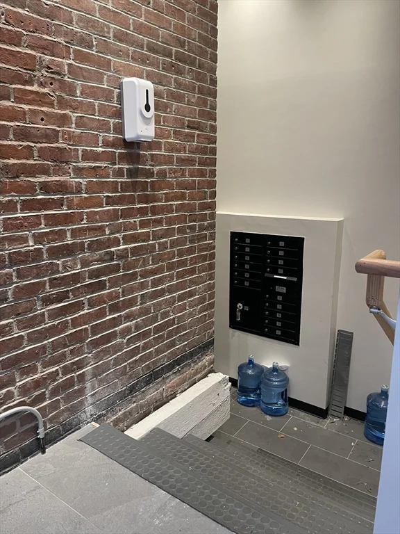 281 Franklin St, Downtown