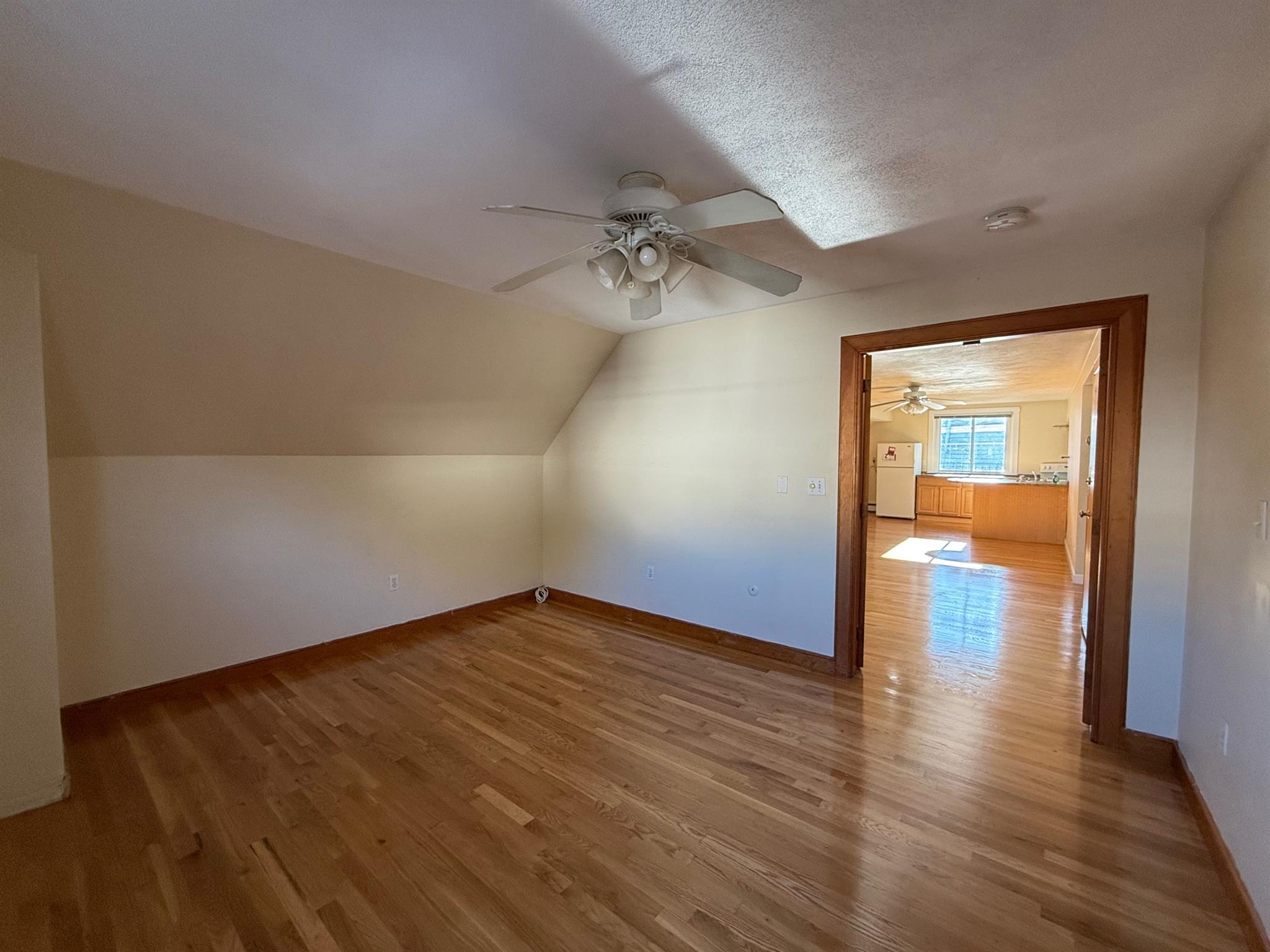 16 Winter St, Davis Square