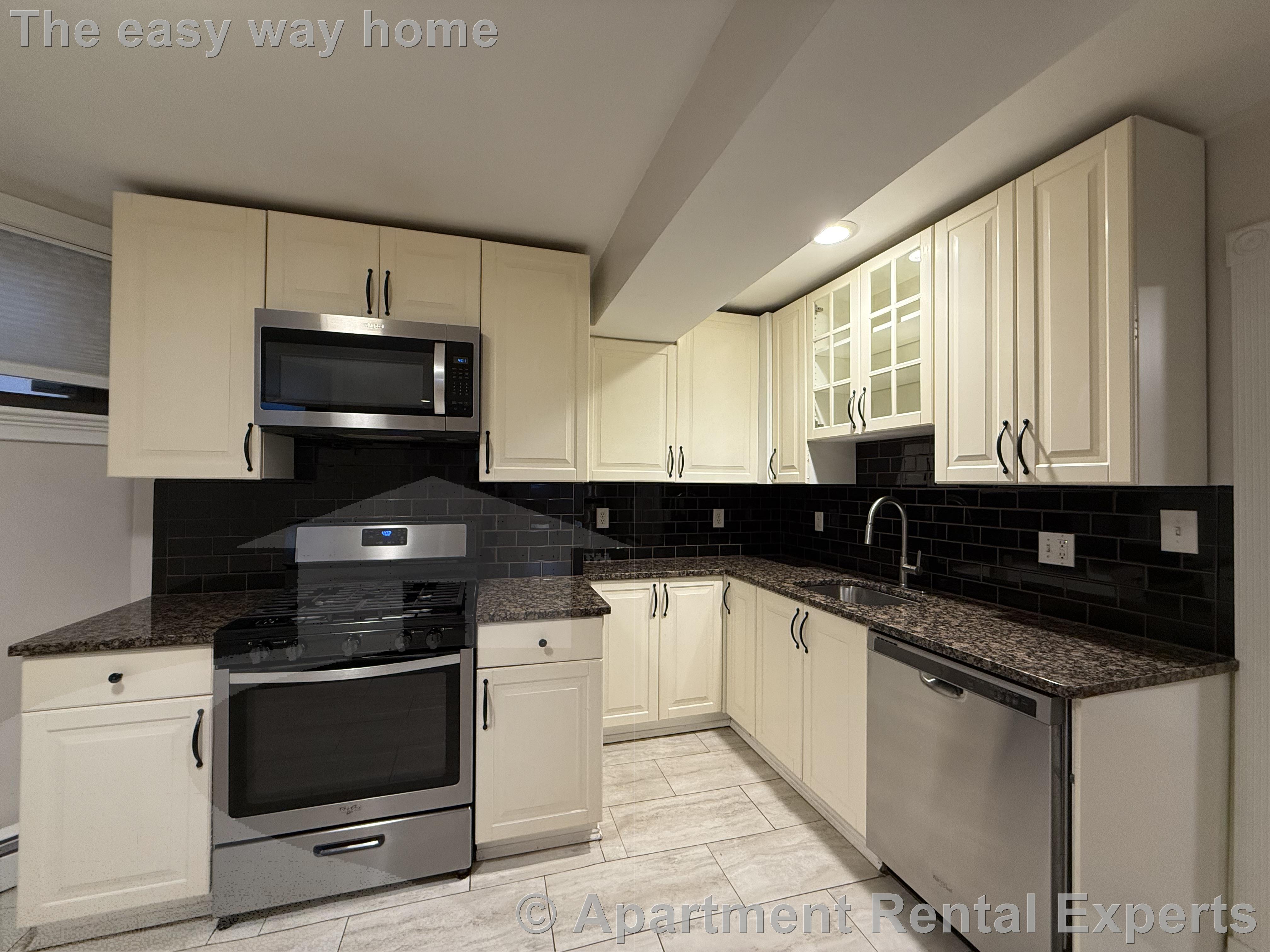 15 Trowbridge St, Harvard Square