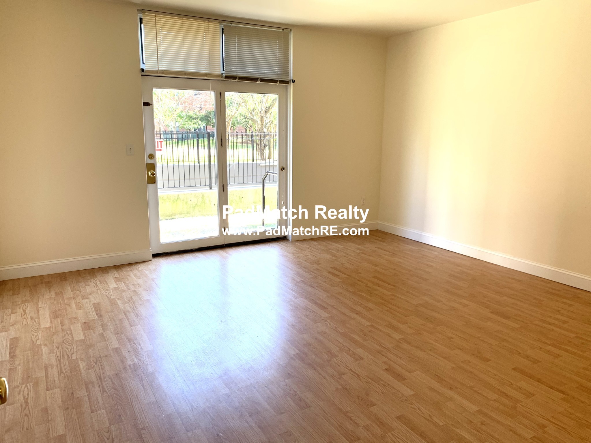 650 Columbus Ave, Roxbury