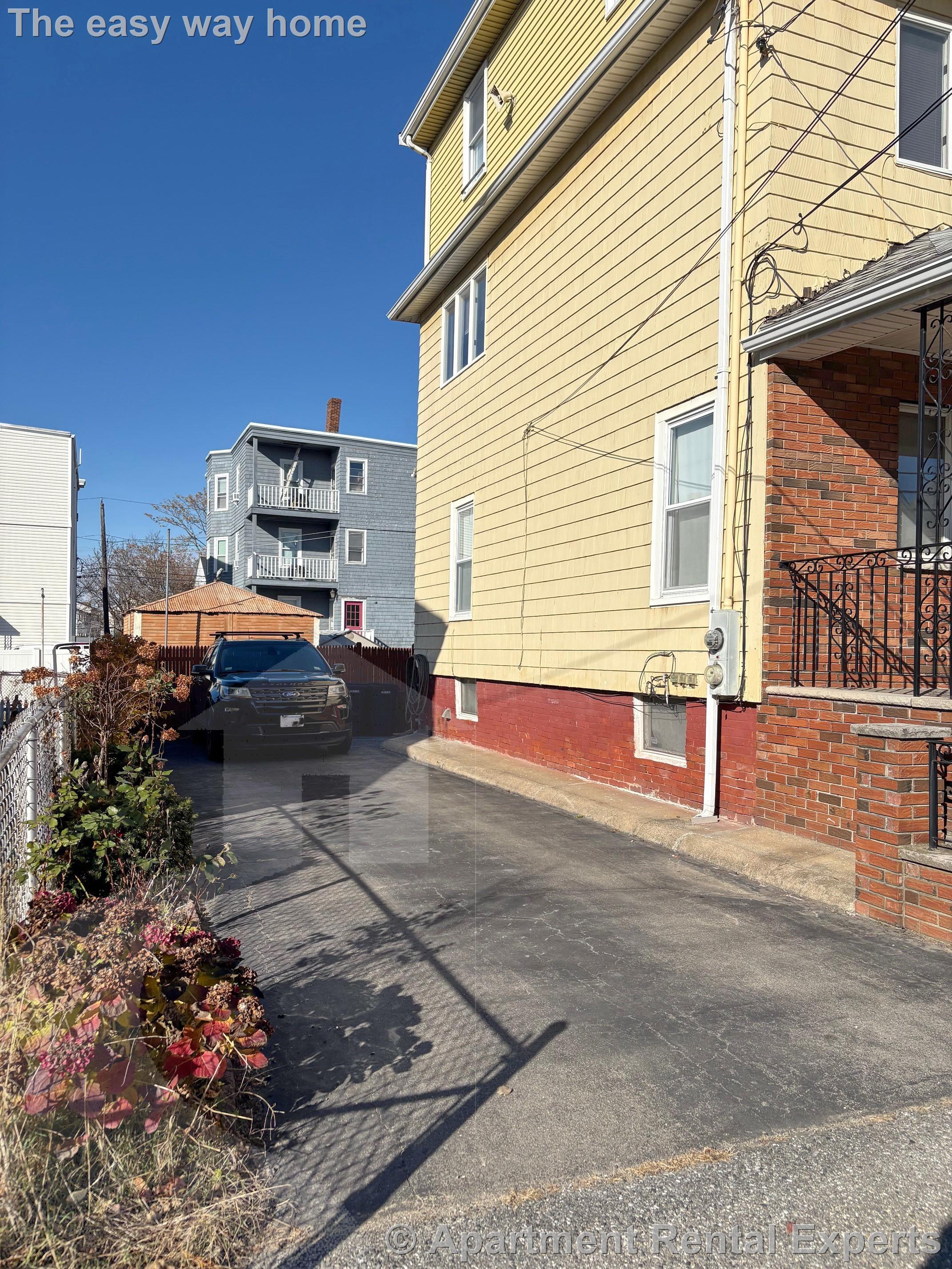 88 Cleveland Ave, Everett