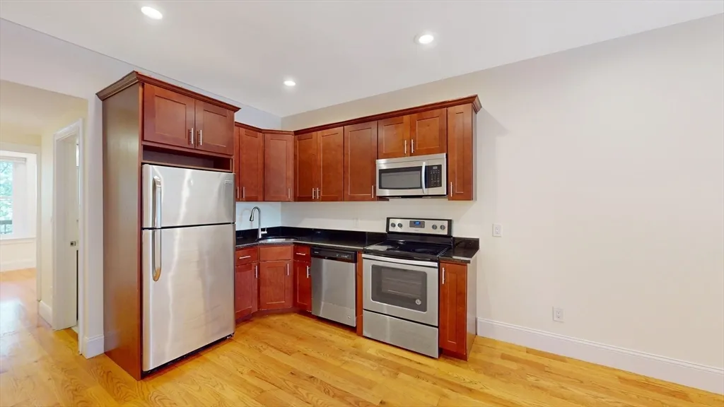 79 Brighton Ave, Allston