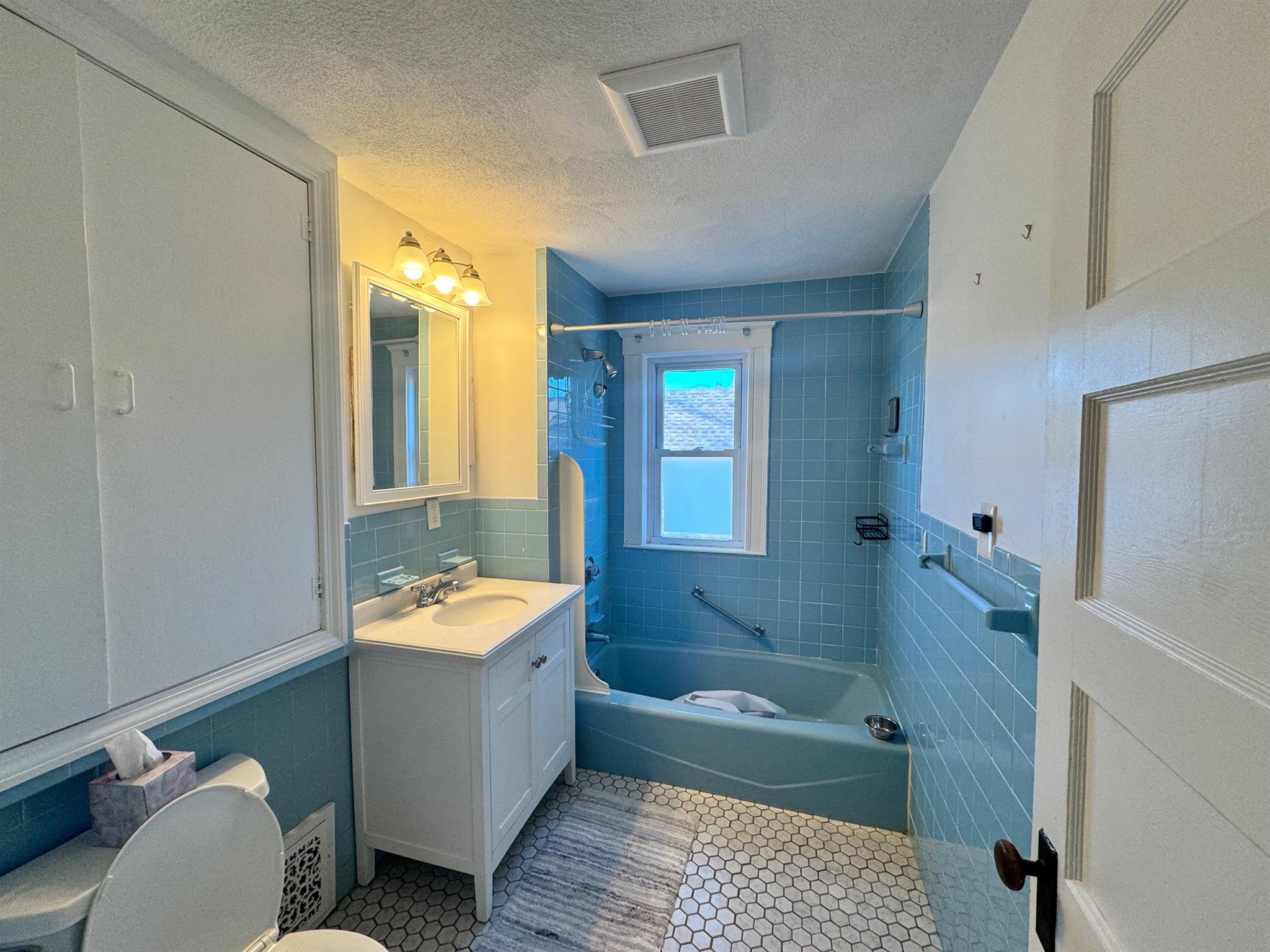 5 Gorham Rd, West Medford