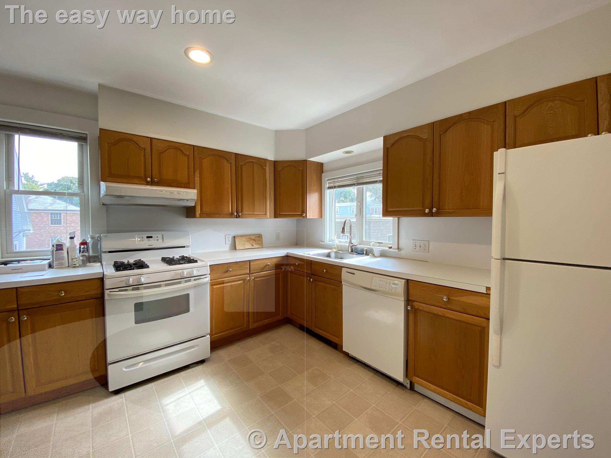 124 Garden St, Huron Village