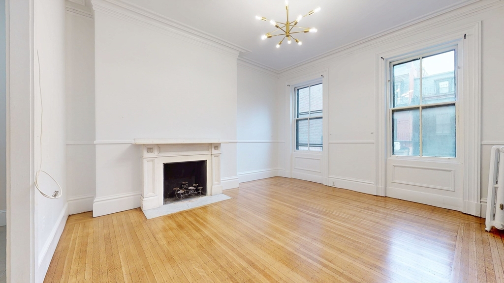 205 Beacon St, Back Bay