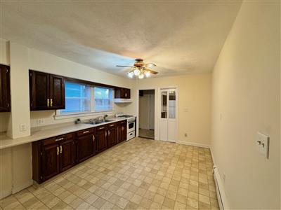 74 North St, West Somerville