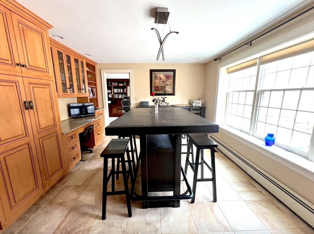 170 Saddle Hill Rd, Hopkinton