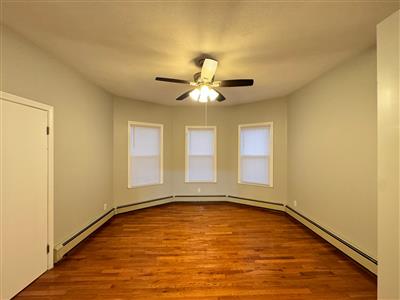 10 Pearl Street Pl, East Somerville