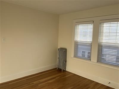 57 Forest St, Medford