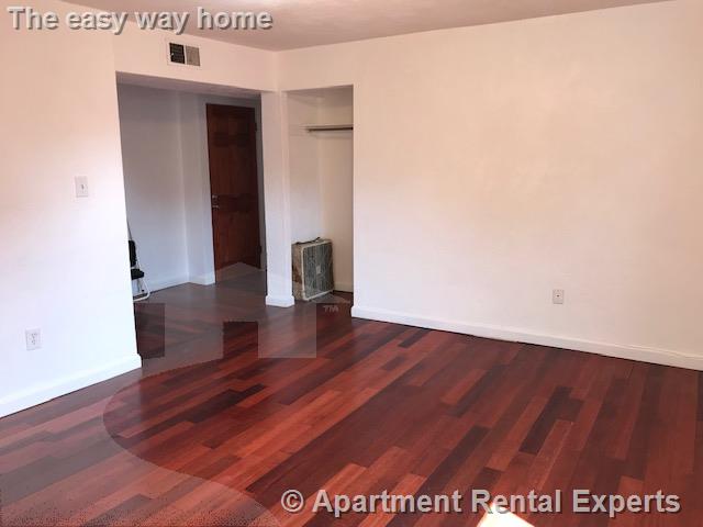 70 School St, Central Square