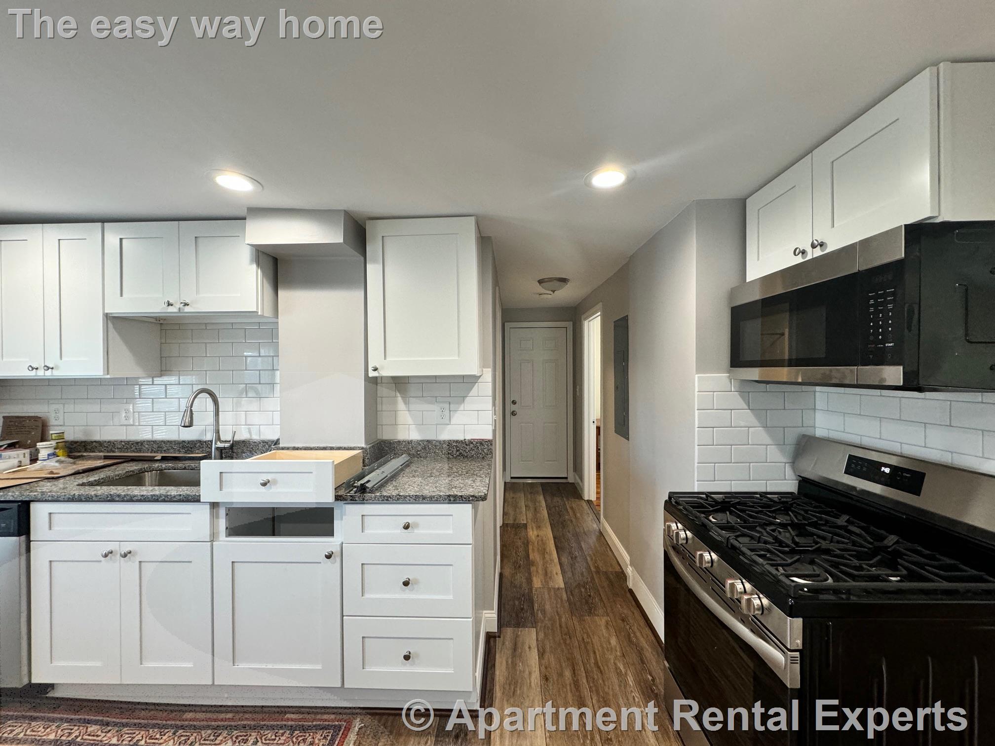 47 Orchard St, Tufts