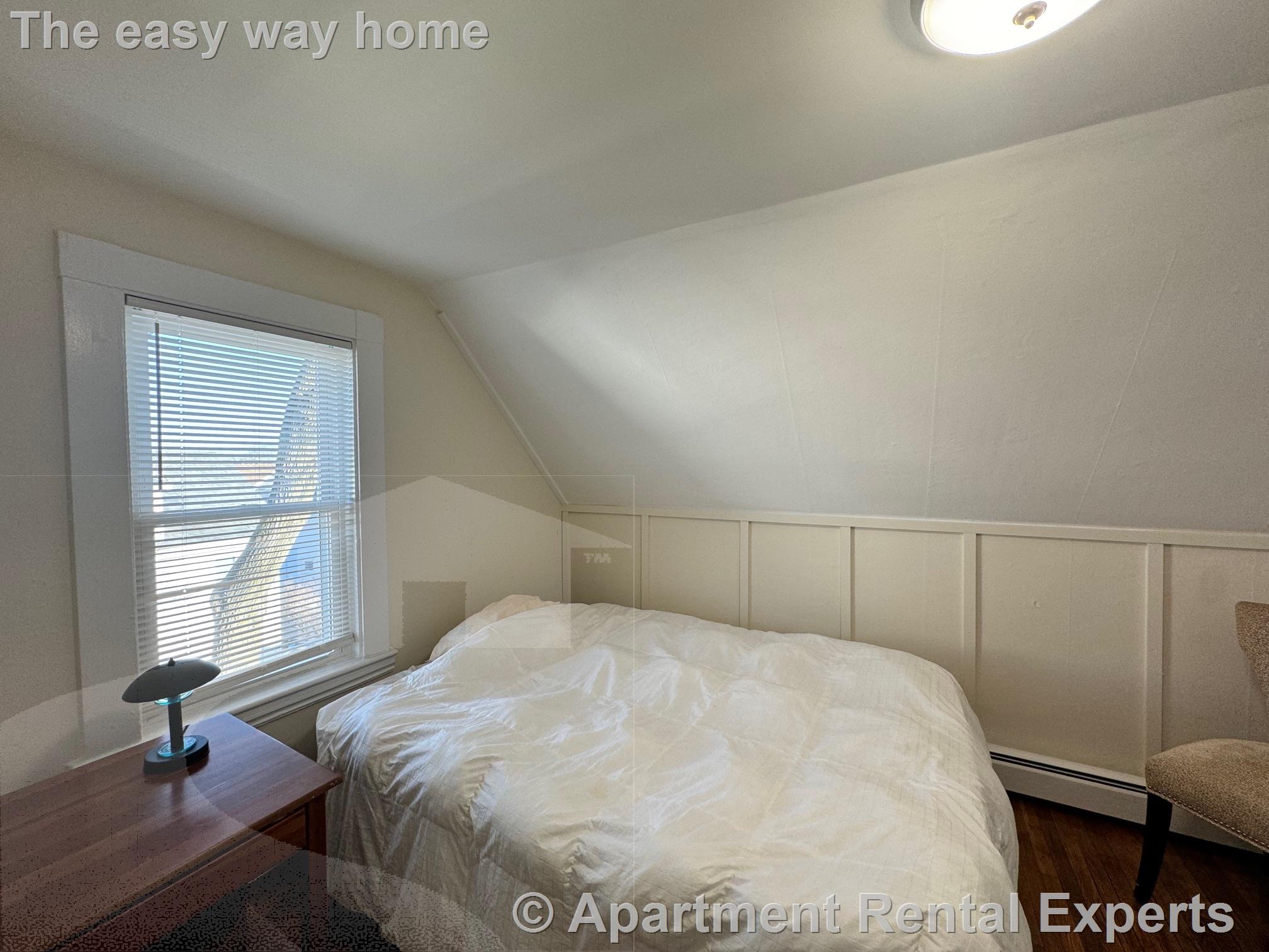 47 Orchard St, Tufts