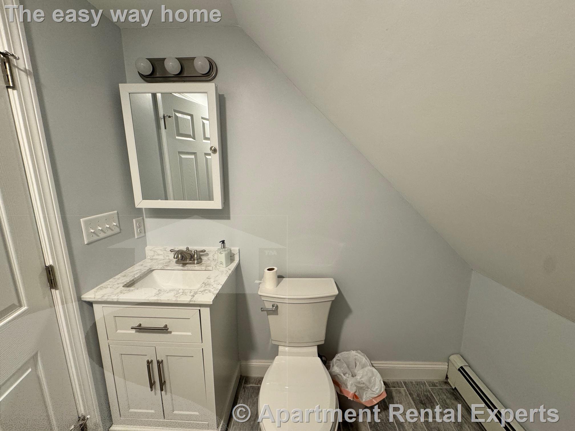 47 Orchard St, Tufts