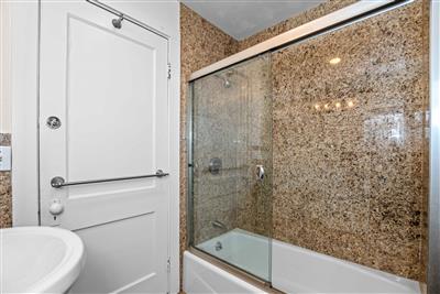 39 Chilton St, West Cambridge