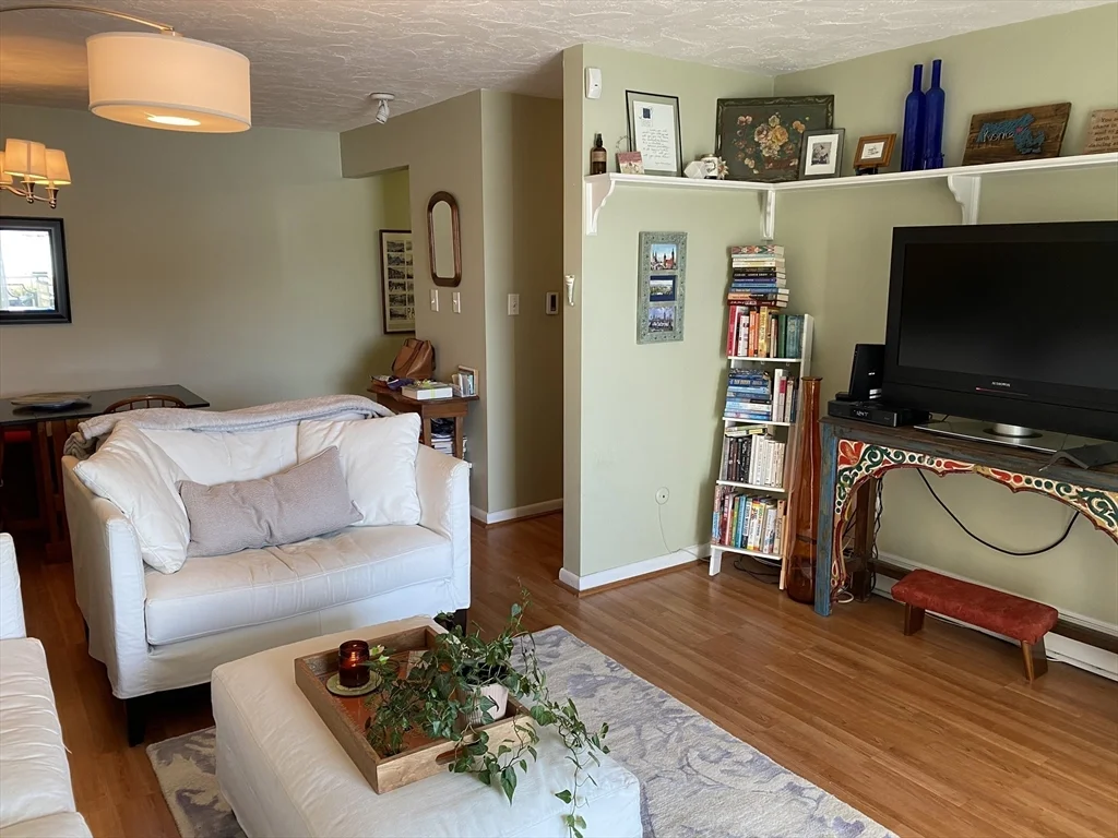 32 Hamilton St, Arlington