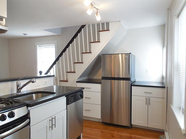 10 Smith Ave, Ward Two