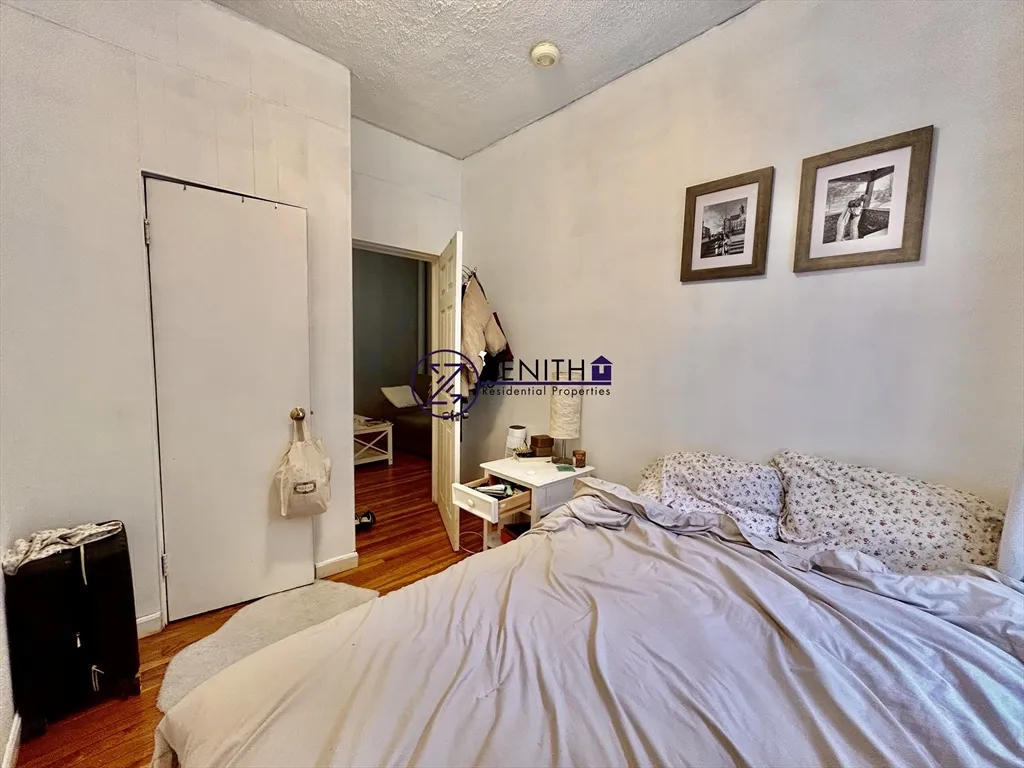 76 Phillips St, Beacon Hill