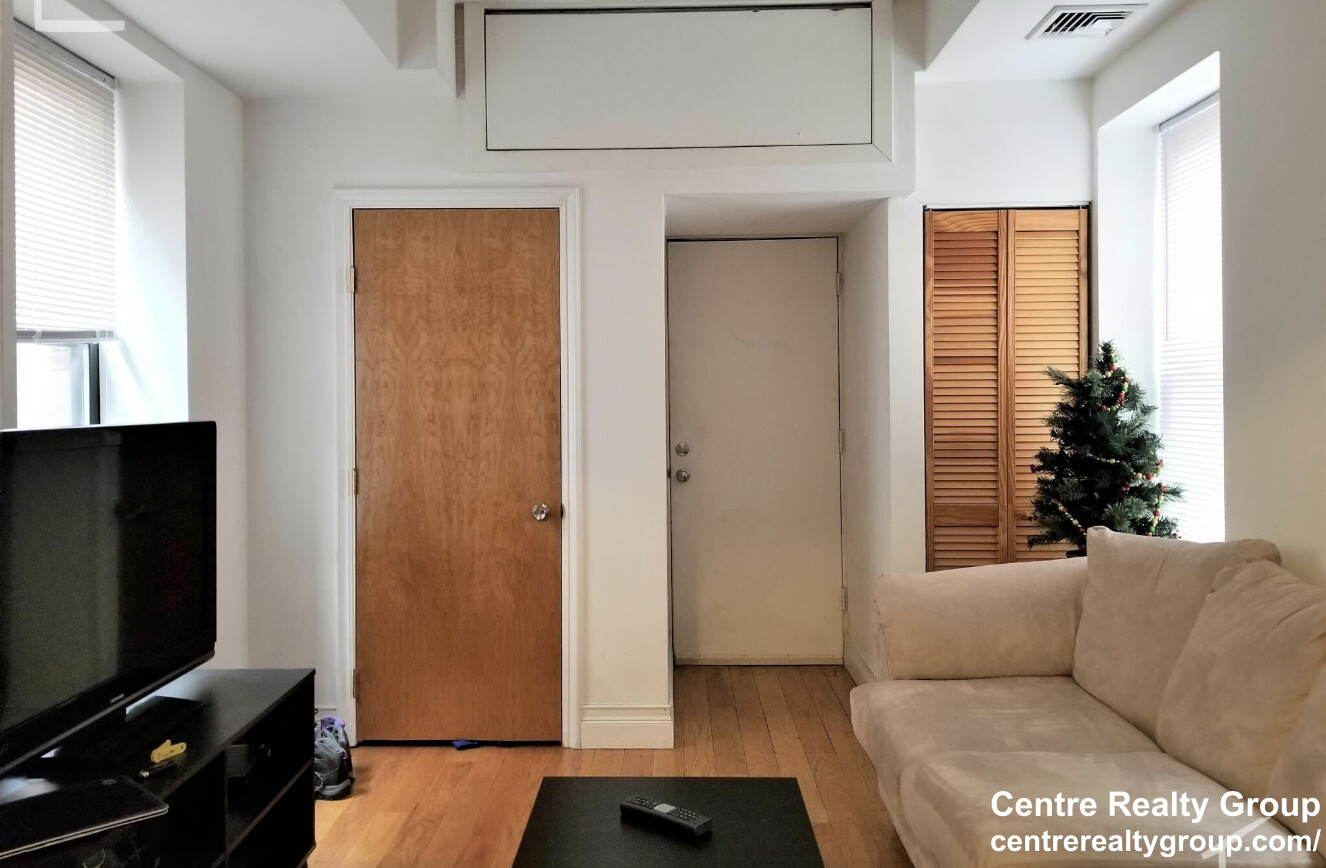 64 Louis Prang St, Longwood