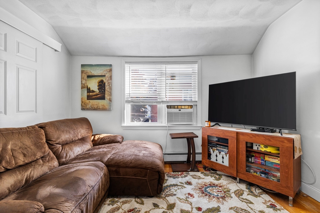 255 Central, Medford