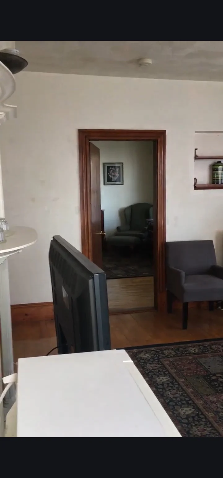 38 Linden St, Allston