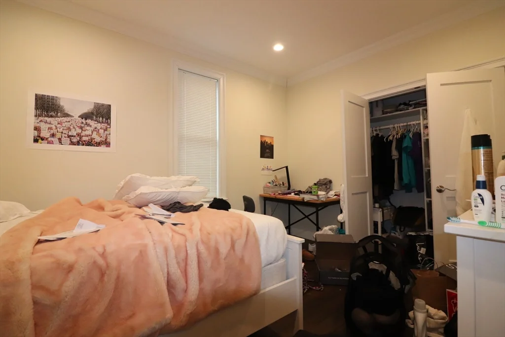 140 Minden St, Jamaica Plain