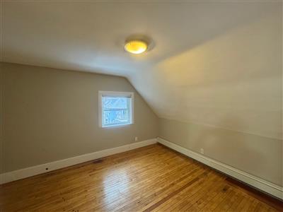 28 Francesca Ave, Powder House Square