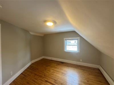 28 Francesca Ave, Powder House Square