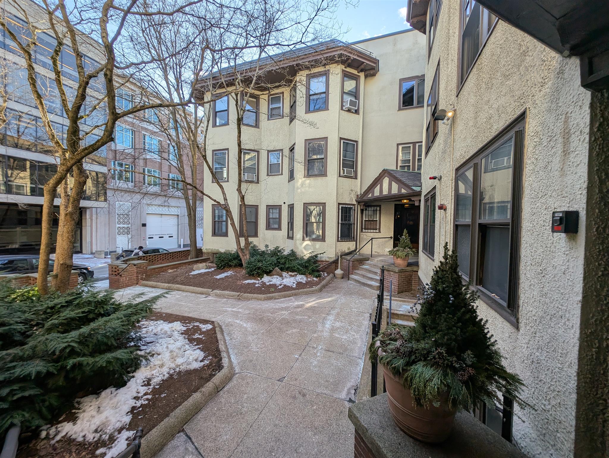 11 Story St, Harvard Square