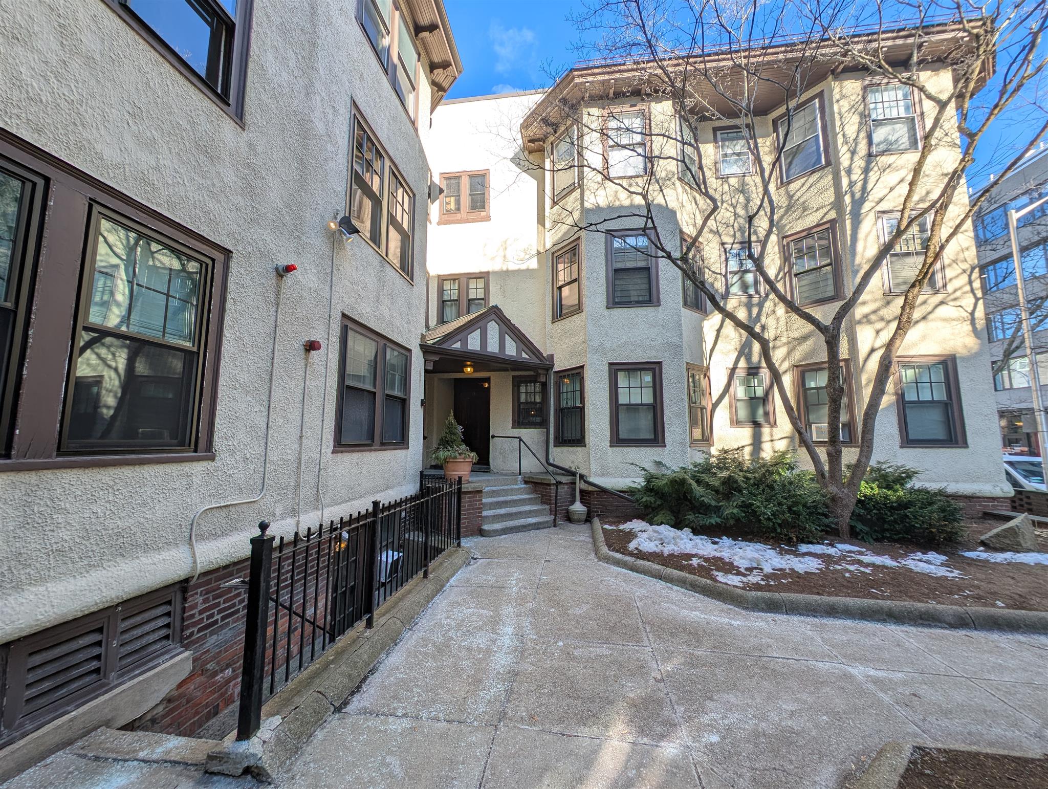 11 Story St, Harvard Square