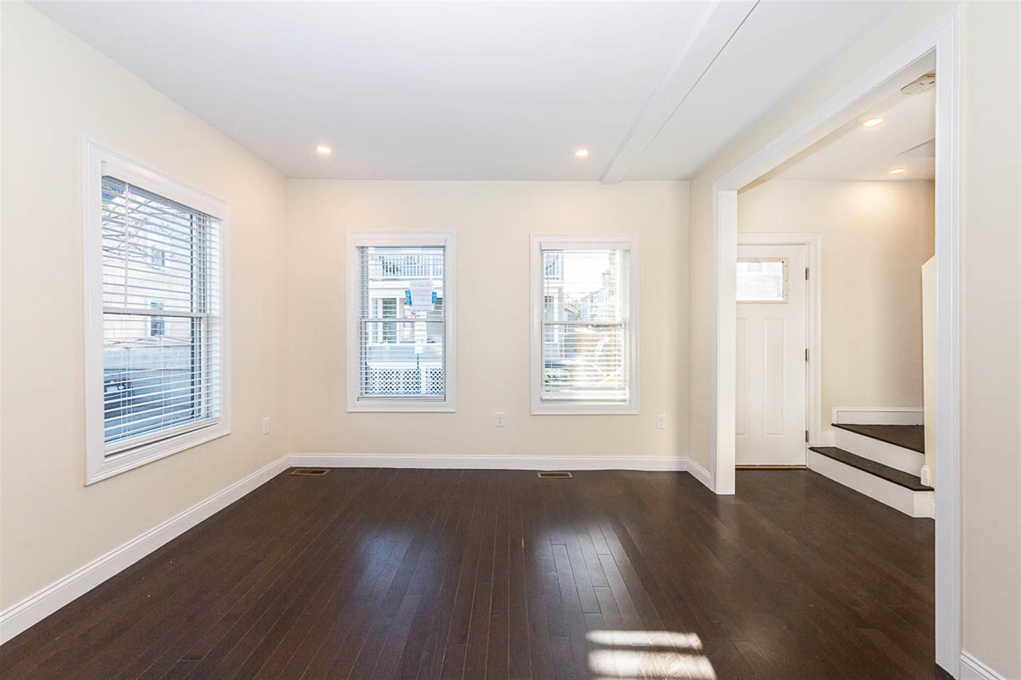 5 Malvern Ter, South Medford