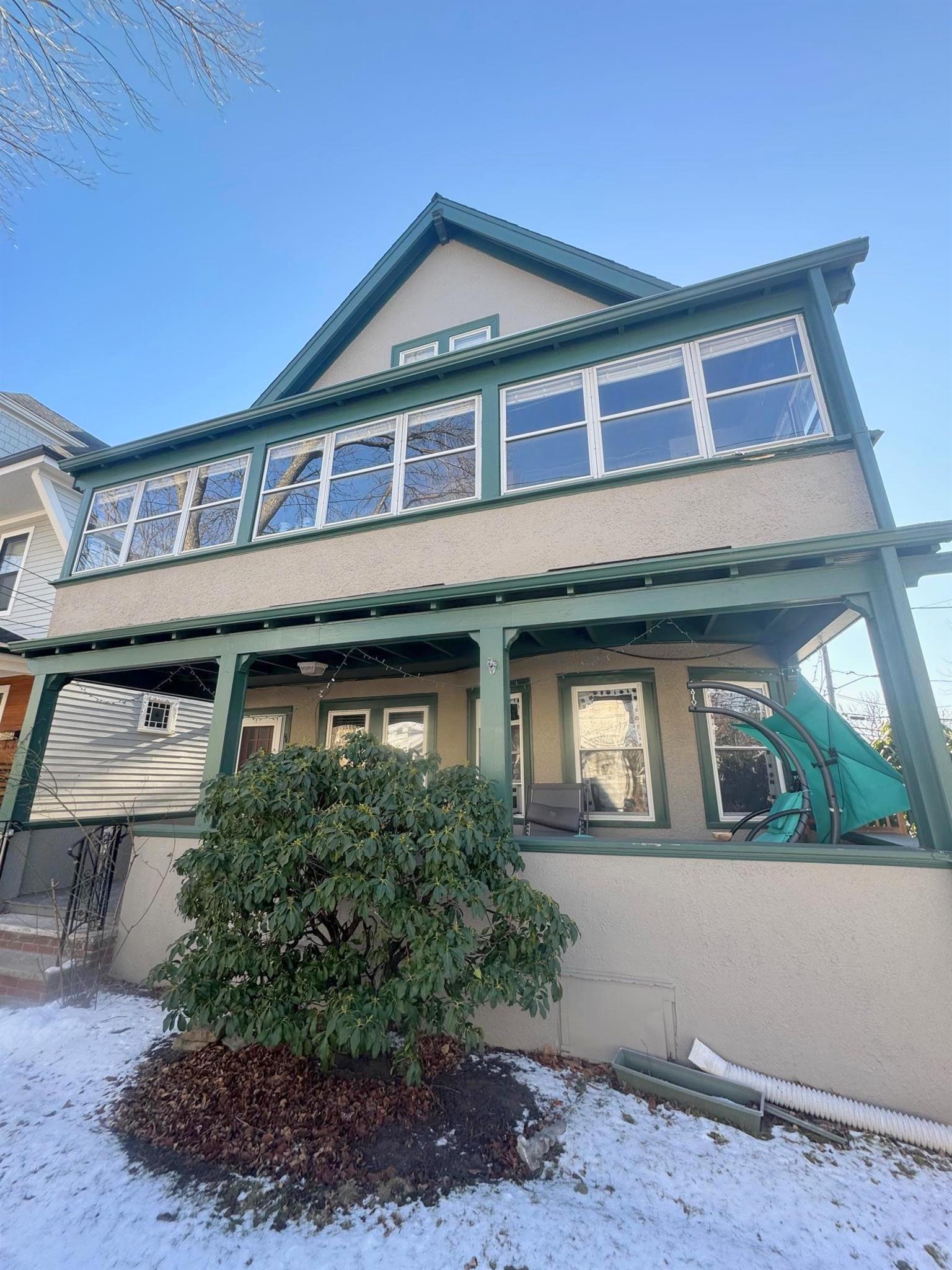 28 Fairmount Ave, West Somerville