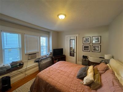 28 Fairmount Ave, Teele Square