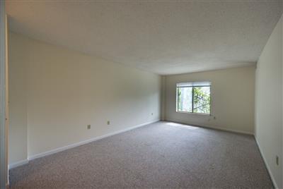 345 Franklin St, Riverside