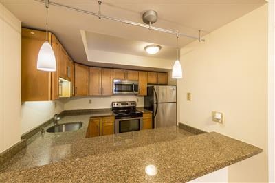 345 Franklin St, Riverside