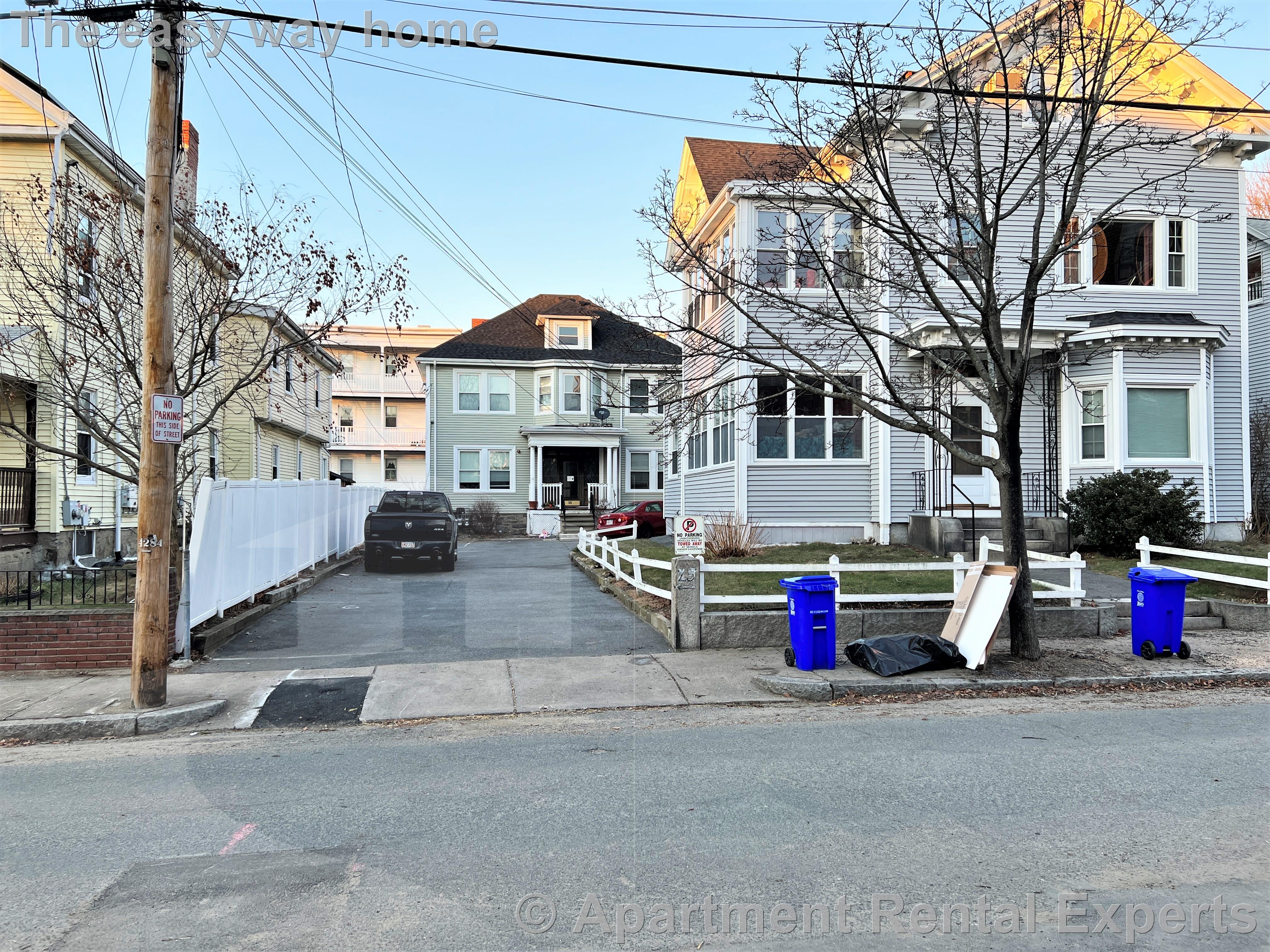 25 Chestnut St, Malden Center