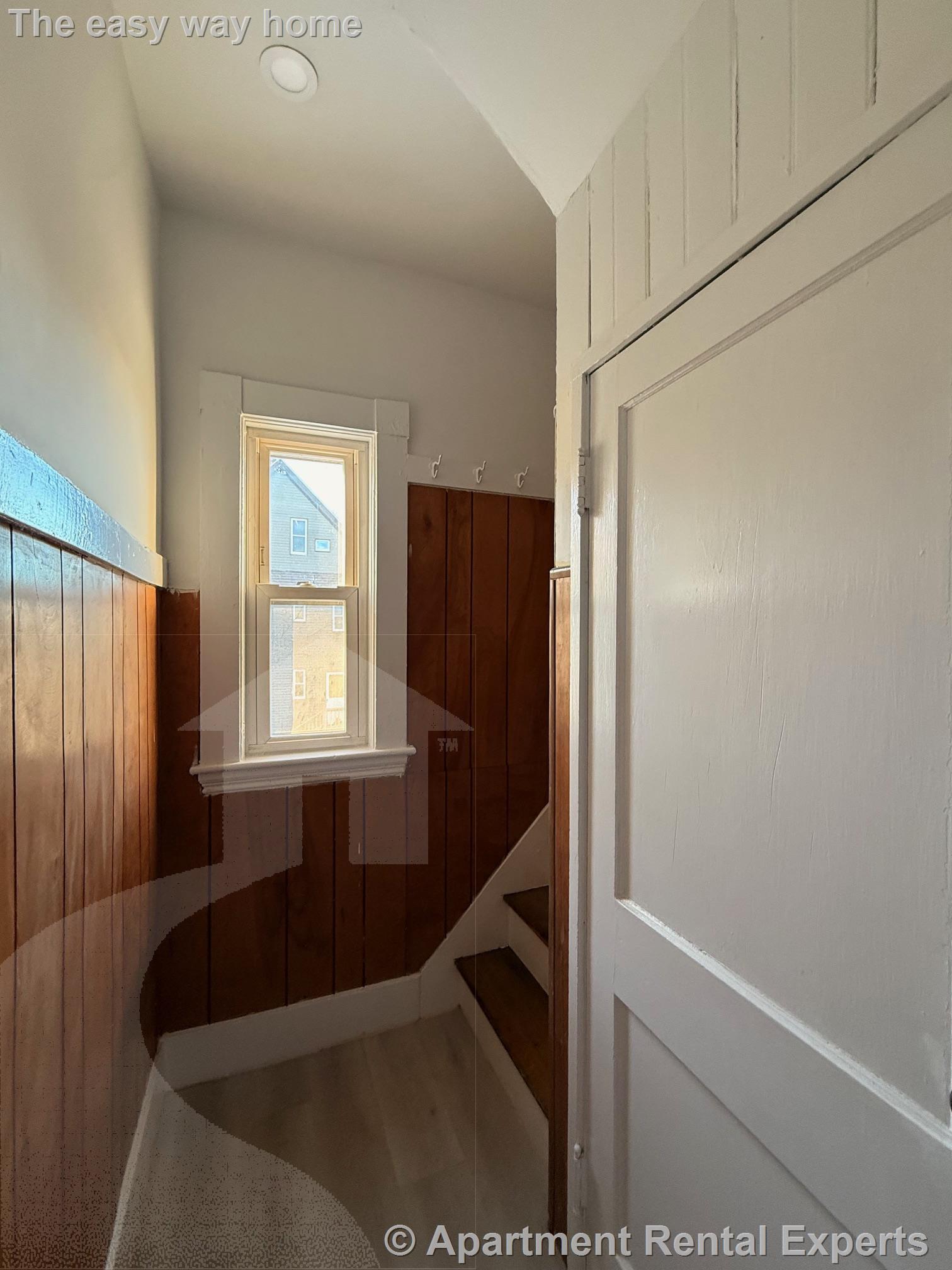 14-16 Stanford Ter, Porter Square