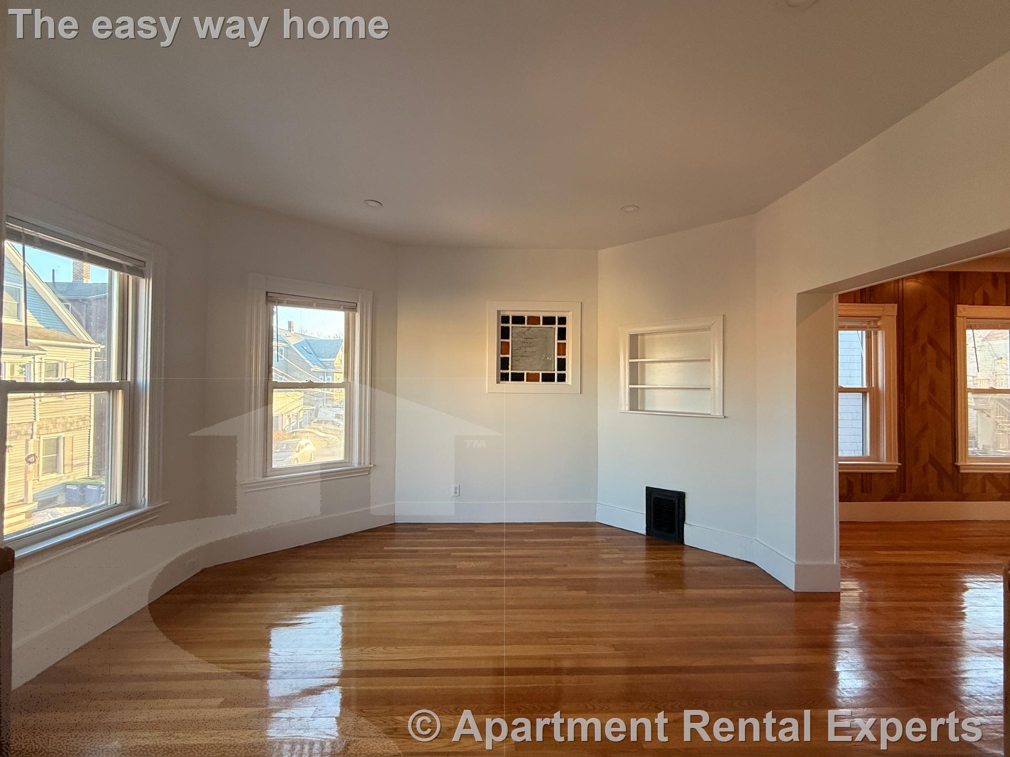 14-16 Stanford Ter, Porter Square