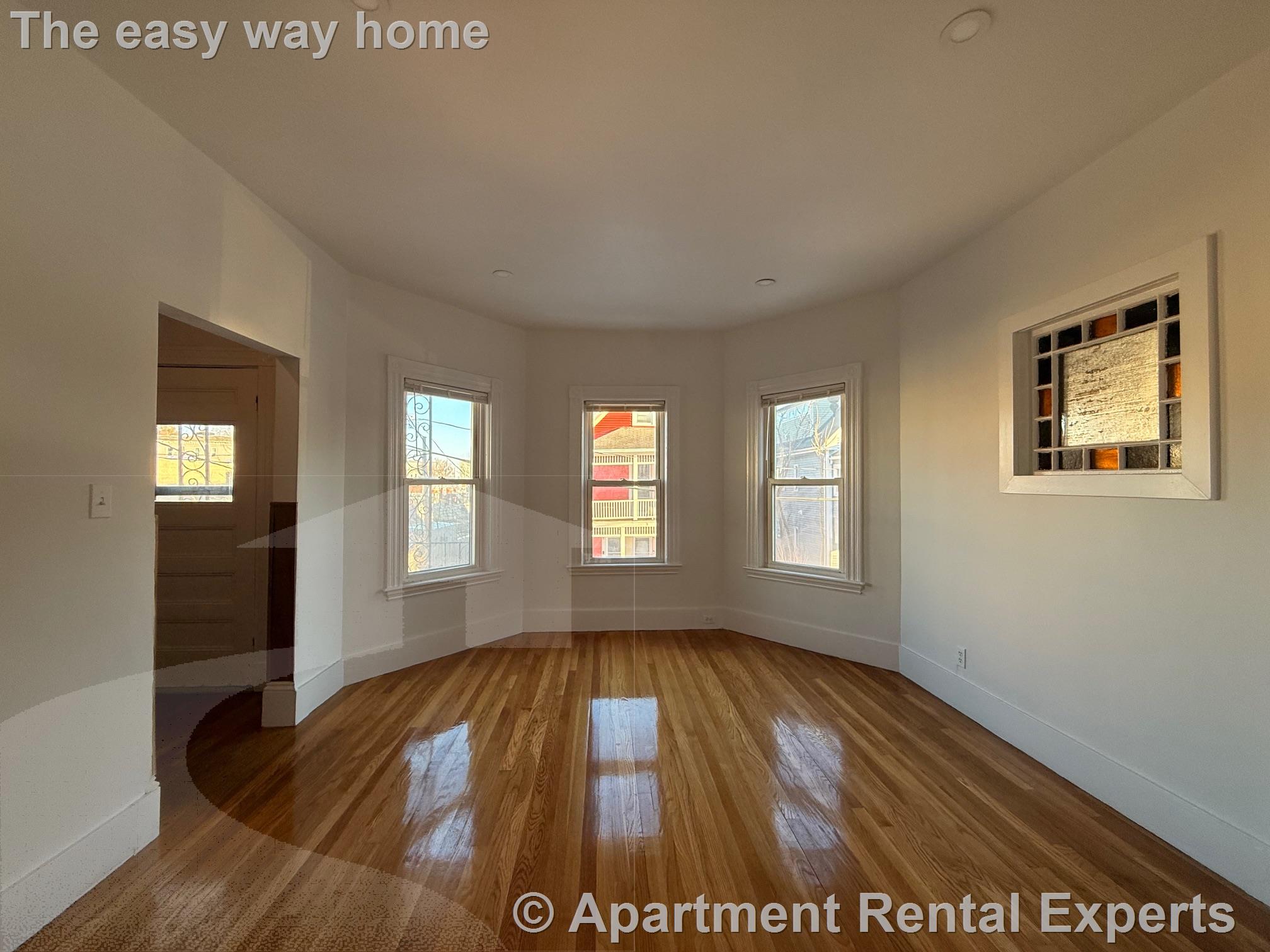 14-16 Stanford Ter, Porter Square