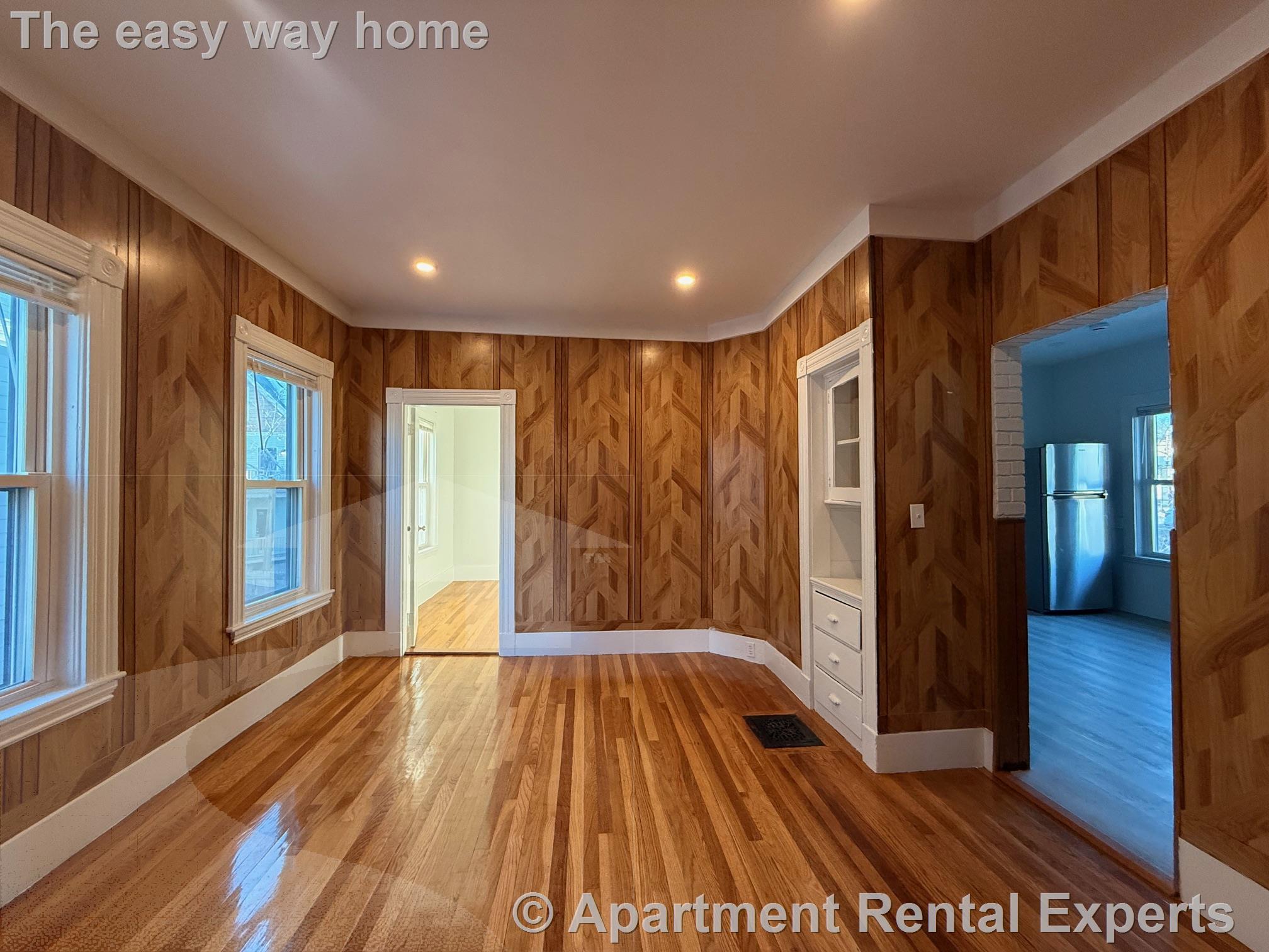 14-16 Stanford Ter, Porter Square