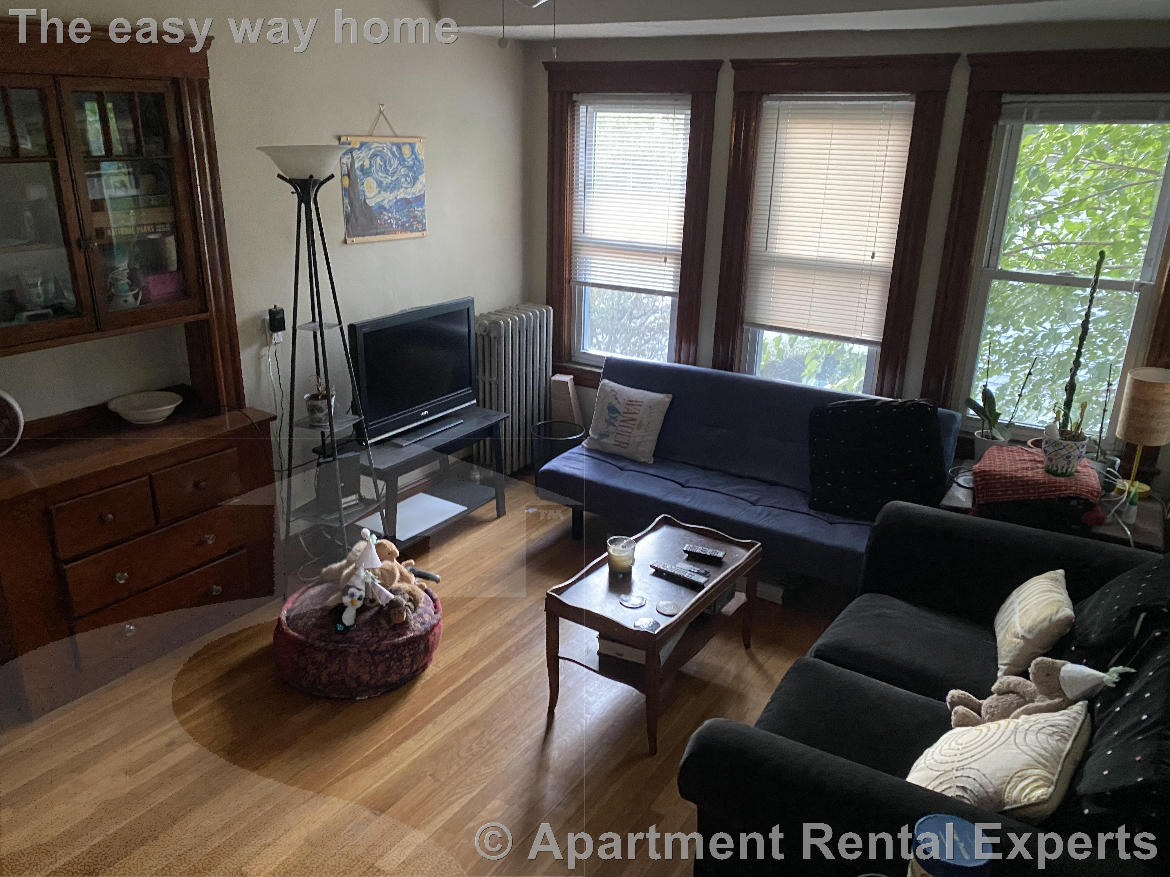 7 Greenleaf Ave, Tufts