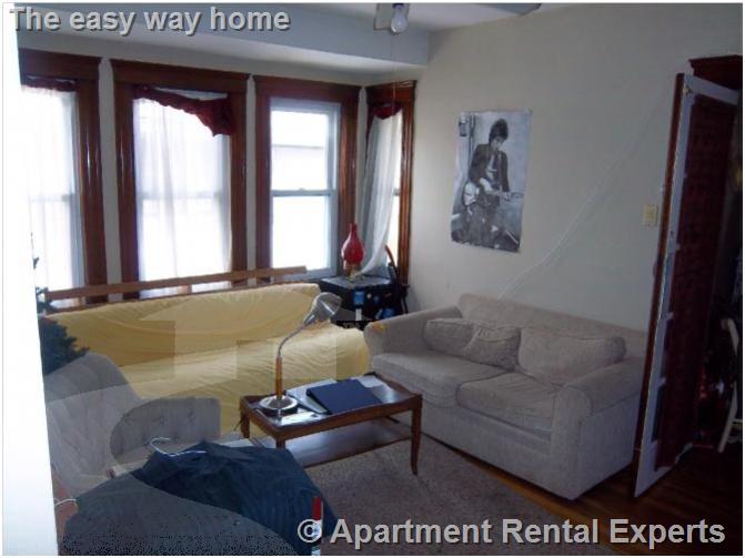 7 Greenleaf Ave, Tufts