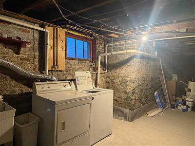 114 Rogers Ave, Powder House Square