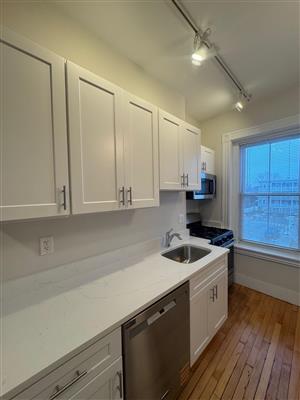 41 Laurel St, Ward Two