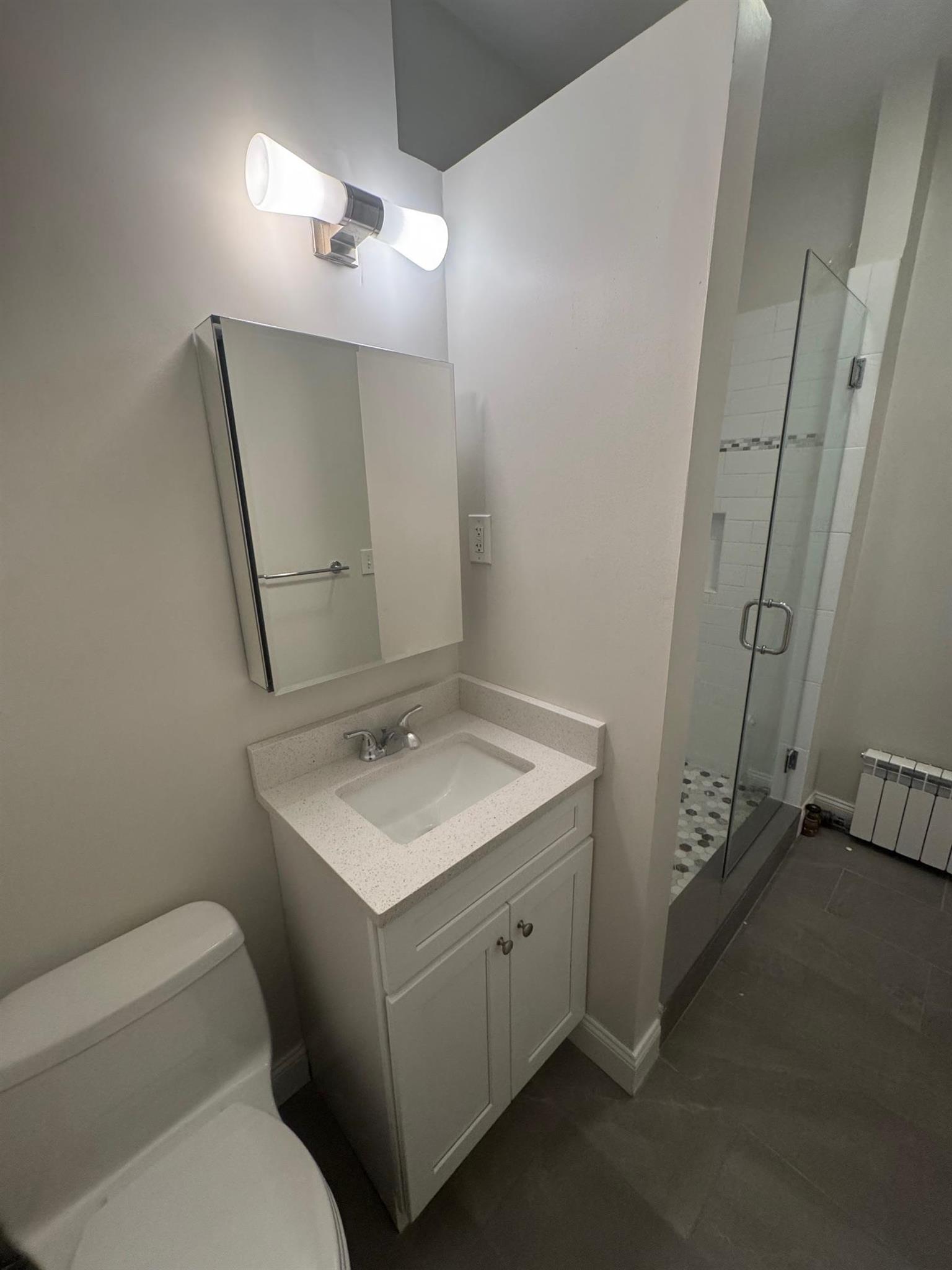 41 Laurel St, Ward Two